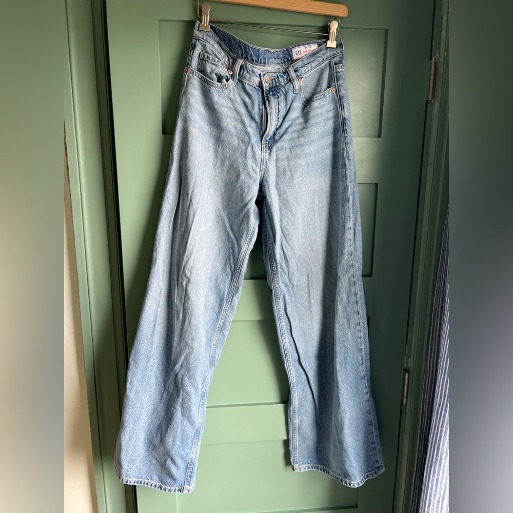 GAP Light Blue Mid Rise Ulta Soft Baggy Jeans Size 6 Tall - Picture 2 of 4
